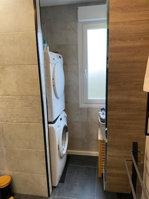 Apartamento Au Petit Bonheur Imprevu Douai Exterior foto